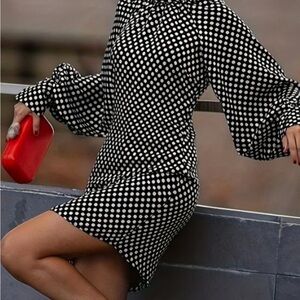 ****SOLD OUT****
Black and White Polka Dot Long Sleeve Dress size S